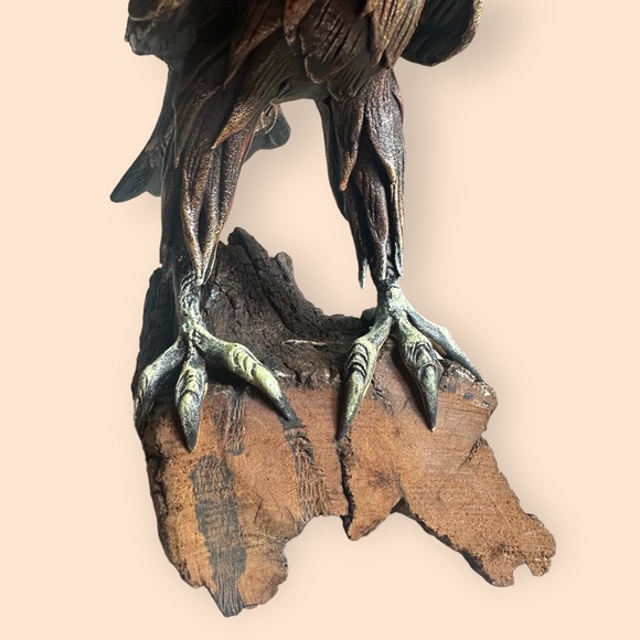 Vintage Driftwood Resin Hawk Bronze Black Brown With Red Eyes Decor Accent - Picture 10 of 13